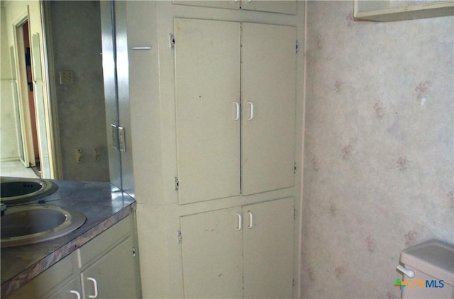 765 Benchmark Trl, Belton, TX 76513 - bathroom with vanity and toilet