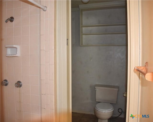 765 Benchmark Trl, Belton, TX 76513 - bathroom with toilet and a shower