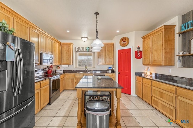 846 Thomas St, Copperas Cove, TX 76522 - kitchen featuring stainless steel appliances, open shelves, light tile patterned floors, pendant lighting, and recessed lighting