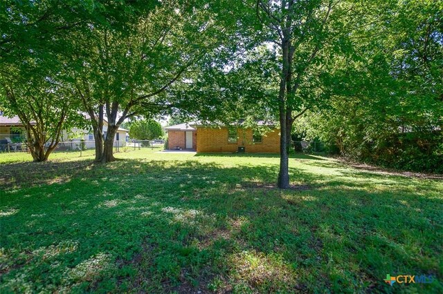 1504 Phyllis Dr, Copperas Cove, TX 76522 - view of yard