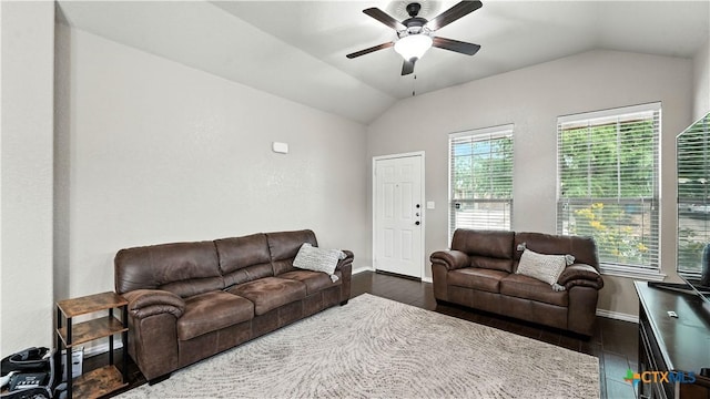 557/561 Creekside Cir, New Braunfels, TX 78130 - living area featuring vaulted ceiling, wood finished floors, and a ceiling fan