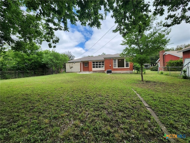 201 W Young Ave, Temple, TX 76501 - rear view of house featuring brick siding