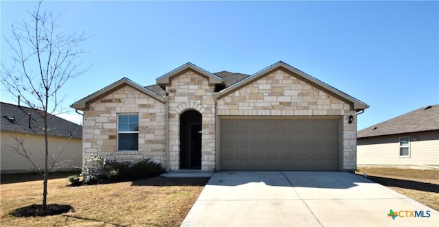 view of front facade with a garage