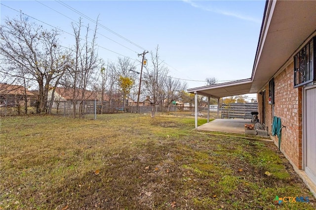 view of yard with a patio area