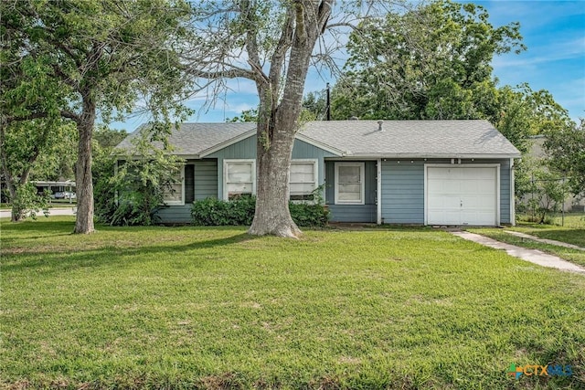 911 S Wells St, Edna, TX 77957 - photo 1