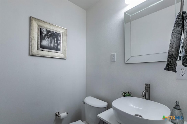 2518 Marlandwood Rd, Temple, TX 76502 - bathroom with vanity and toilet