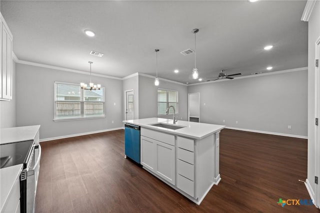 618 Seven Springs Dr, Temple, TX 76502 - kitchen with stainless steel electric range oven, dishwasher, a sink, and visible vents