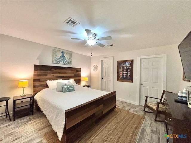 bedroom featuring ceiling fan