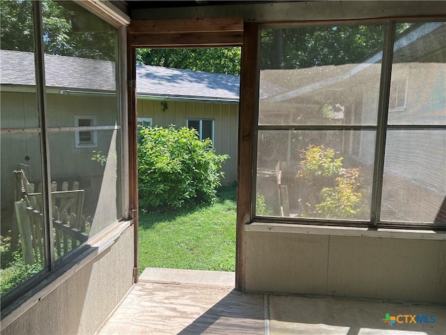 310 Smith Ln Unit A, San Marcos, TX 78666 - view of unfurnished sunroom