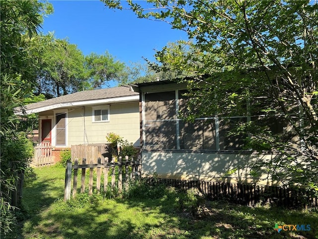 310 Smith Ln Unit A, San Marcos, TX 78666 - view of home's exterior