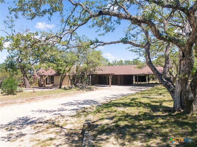 view of front of property