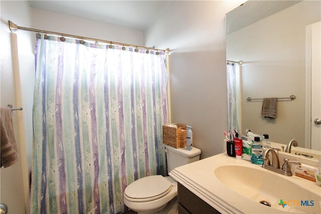 2711 Curtis Dr, Copperas Cove, TX 76522 - full bath with vanity and a shower with curtain