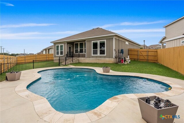 372 Poplin Ln, Troy, TX 76579 - view of pool with a patio