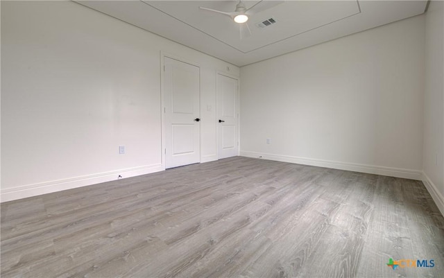 3104 Zephyr Rd, Killeen, TX 76543 - empty room featuring wood finished floors, baseboards, and ceiling fan