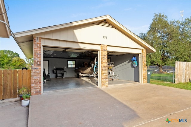 151 Crest Circle Dr, San Marcos, TX 78666 - view of detached garage