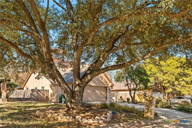 view of front of house featuring a garage