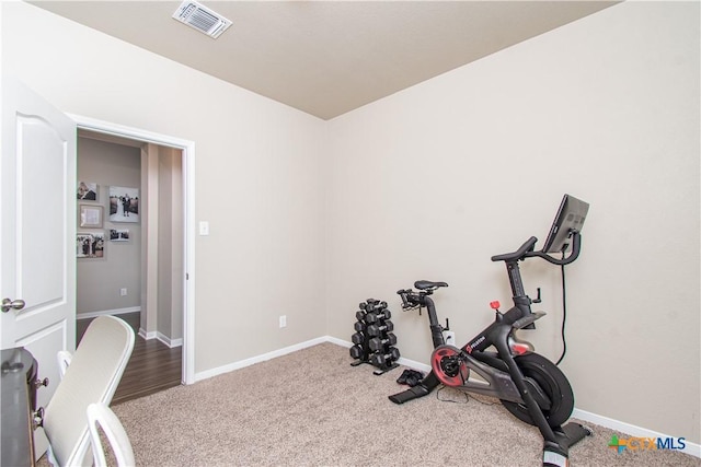 10207 Six Shooter Ln, Temple, TX 76502 - workout area with baseboards and carpet floors