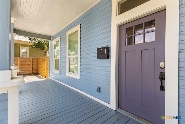 324 Idaho St, San Antonio, TX 78203 - deck featuring a porch