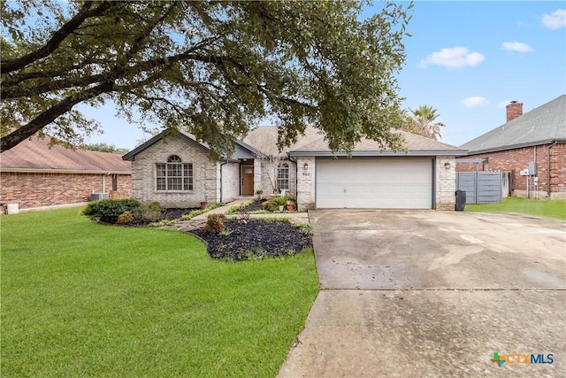 Listing photo 2 for 950 Queens Dr, New Braunfels TX 78130