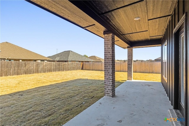 view of yard with a patio area