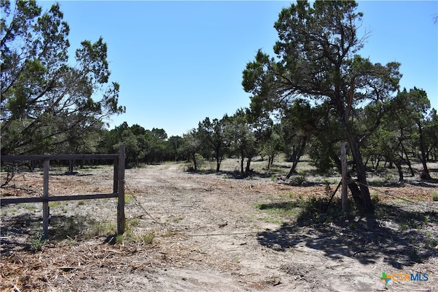 Listing photo 3 for 24369 Round Mountain Rd Unit 6, Leander TX 78641