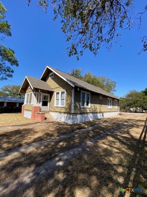 view of ranch-style home