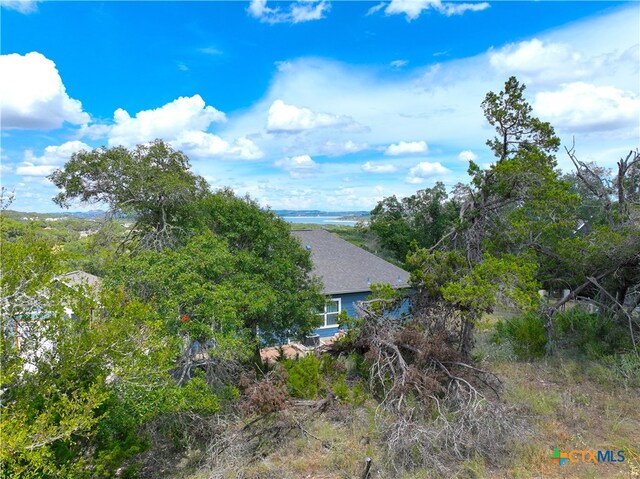 Listing photo 3 for 1226 Bonnyview Dr, Canyon Lake TX 78133