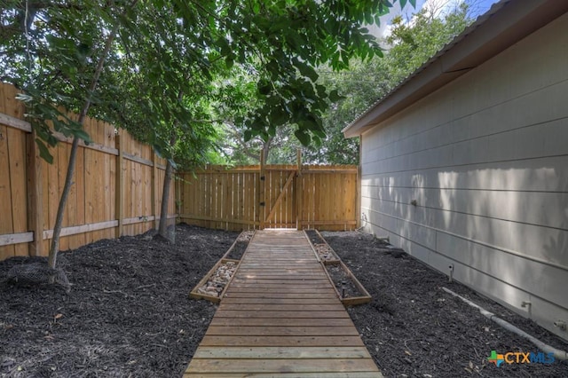 332 W Klein St, Seguin, TX 78155 - view of fenced backyard