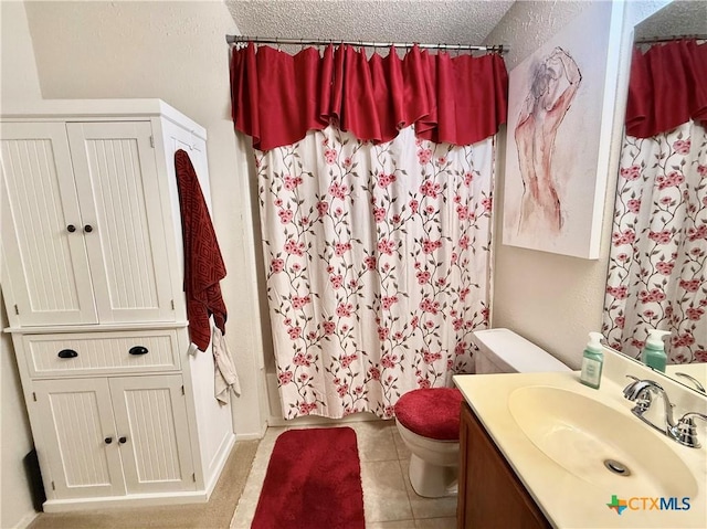 403 Suzie St, Killeen, TX 76542 - bathroom featuring toilet, vanity, shower / tub combo, and tile patterned floors