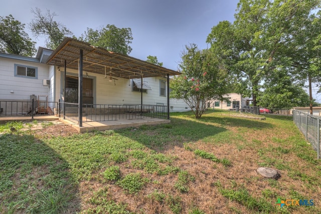 view of yard featuring a patio