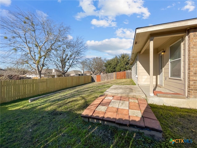 view of yard with a patio