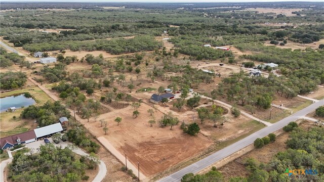 Listing photo 3 for 705 Rawhide Rd, Seguin TX 78155