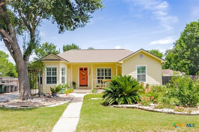 308 Laurel Ave, Victoria, TX 77901 - photo 1