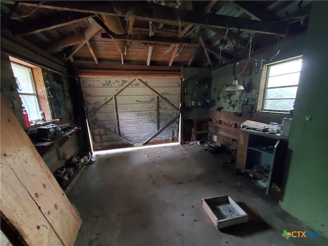 18581 State Highway 53, Temple, TX 76501 - garage featuring a workshop area