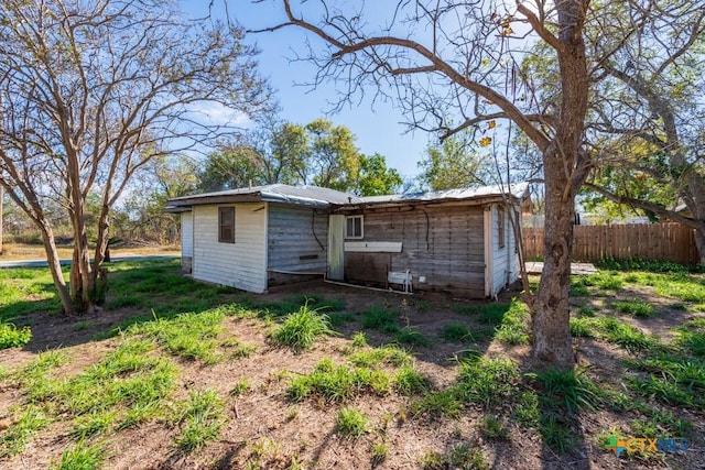 210 S Monterey St, Smiley, TX 78159 - view of outdoor structure