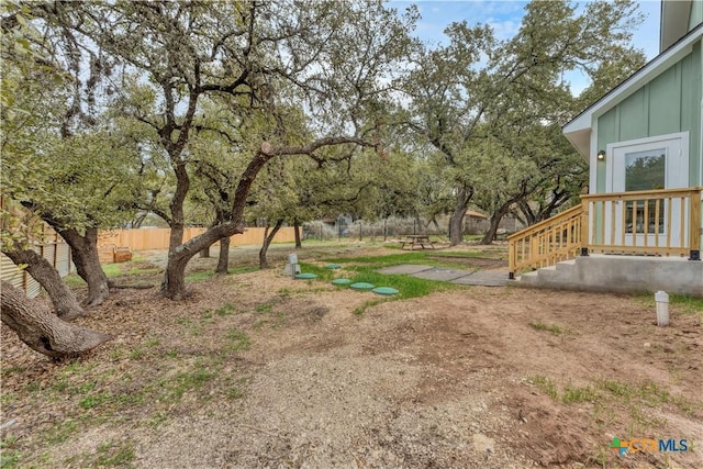 view of yard featuring fence