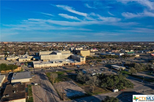1407 N Navarr0, Victoria, TX 77904