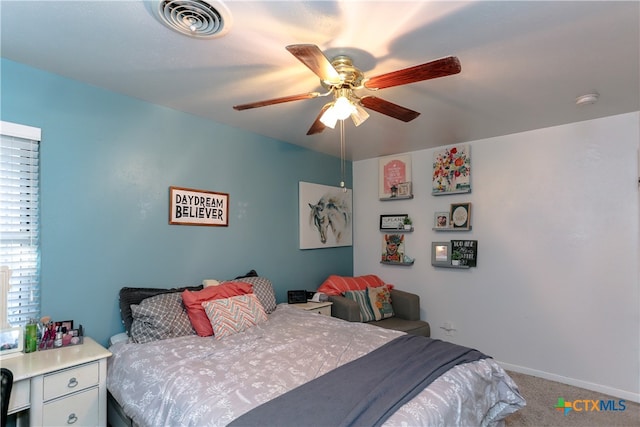 bedroom featuring carpet and ceiling fan