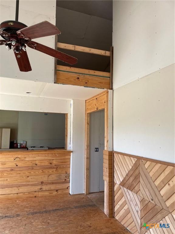 2413 Fuller Dr, Canyon Lake, TX 78133 - interior space with a ceiling fan