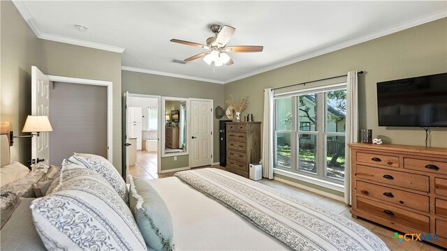 405 Pinnacle Pkwy, New Braunfels, TX 78132 - tiled bedroom featuring ornamental molding, ceiling fan, and connected bathroom