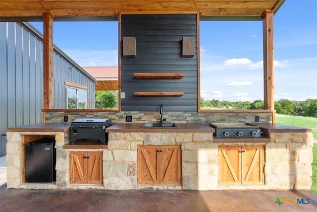 343 Riverside Dr, Killeen, TX 76542 - view of patio / terrace