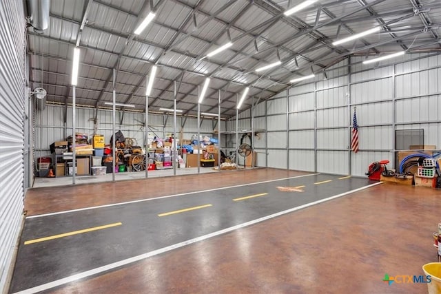 343 Riverside Dr, Killeen, TX 76542 - garage featuring metal wall