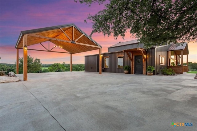 343 Riverside Dr, Killeen, TX 76542 - view of front facade featuring board and batten siding and a carport