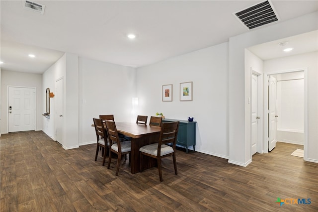 1004 Norway Dr, Seguin, TX 78155 - dining room featuring dark wood-style floors and recessed lighting