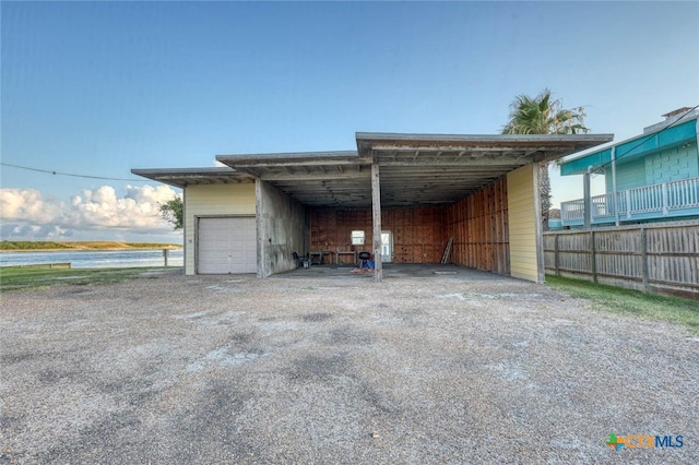 100 Bayshore Drive, Ingleside On The Bay, TX 78362 - garage with a detached garage