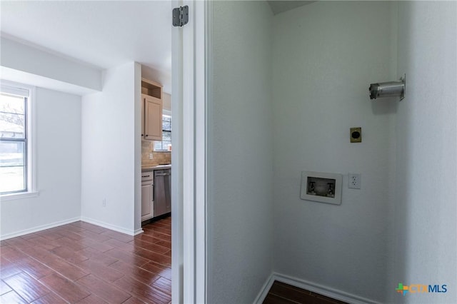 laundry area featuring hookup for an electric dryer and hookup for a washing machine