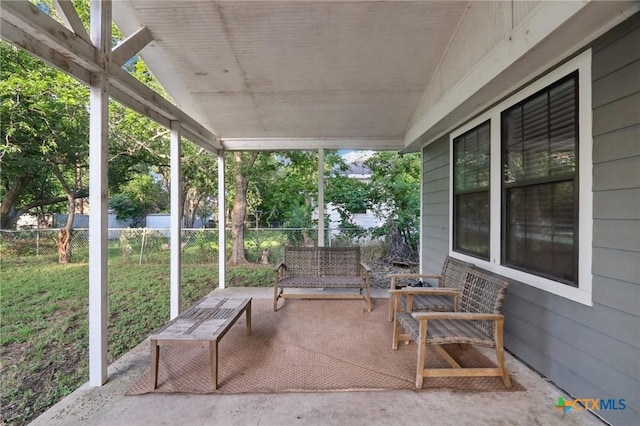 608 E 13th Ave, Belton, TX 76513 - view of patio / terrace