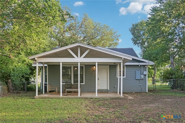 608 E 13th Ave, Belton, TX 76513 - bungalow featuring covered porch