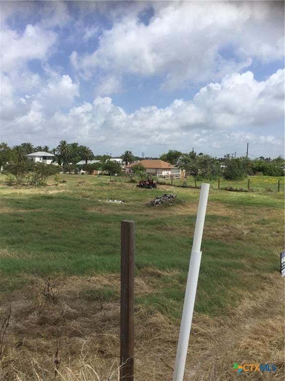 Listing photo 3 for LOTS26-31 S Euclid St, Aransas Pass TX 78336