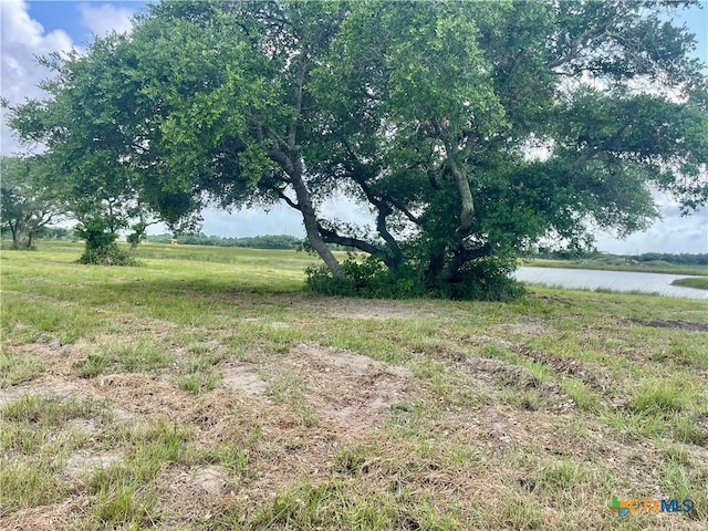 67 W Dewberry Ln, Seadrift, TX 77983